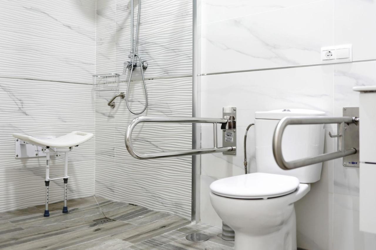 Apartamento Venus 2 โกนิล เด ลาฟรอนเตรา ภายนอก รูปภาพ