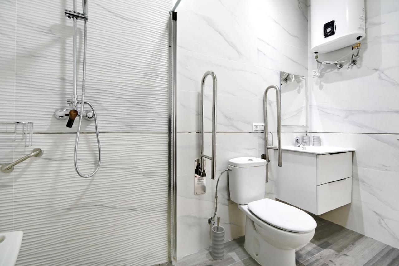 Apartamento Venus 2 โกนิล เด ลาฟรอนเตรา ภายนอก รูปภาพ